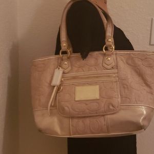 Coach "poppy" Tote!